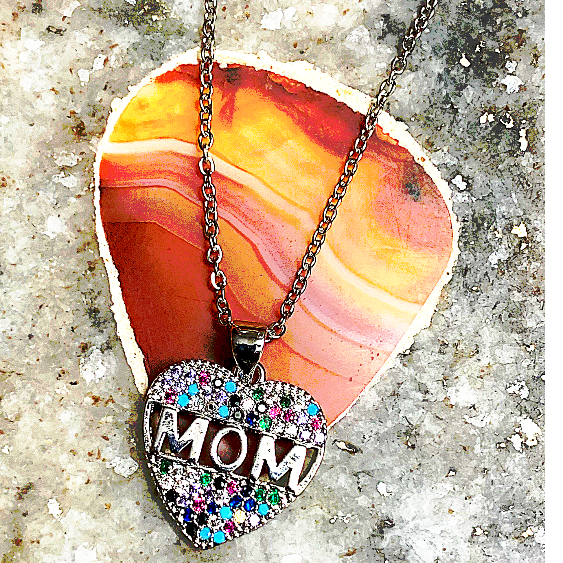 Mom-Silver-Necklace-Hey-You-Gift-Box